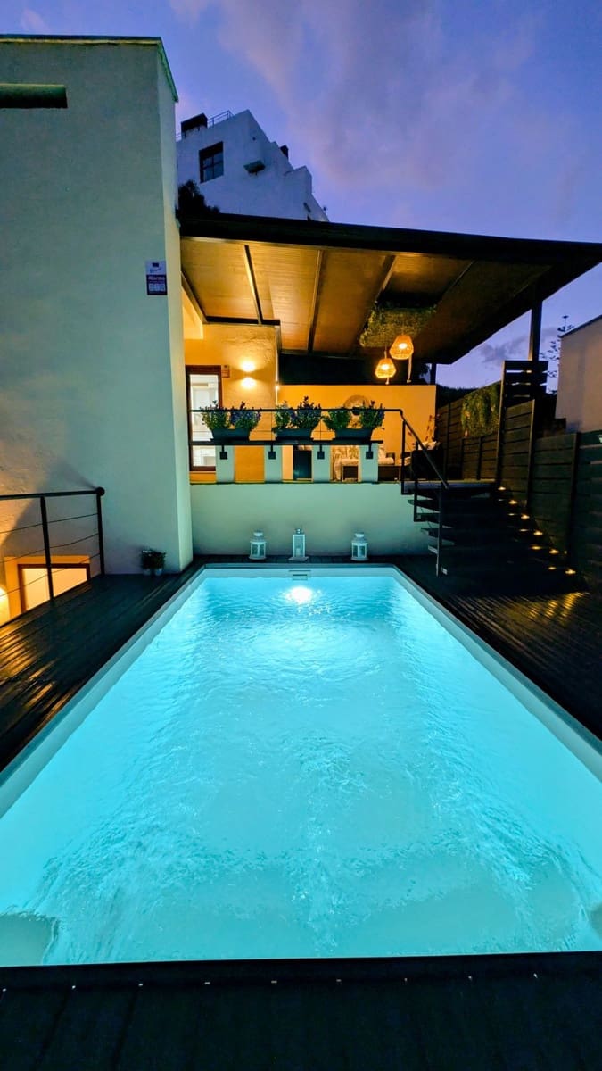 4 sypialnia Willa na sprzedaż w Benahavis z basenem garażem - 679 000 € (Ref: 9064476)