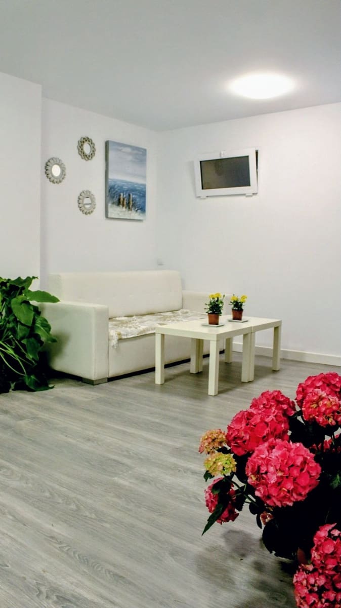 4 sypialnia Willa na sprzedaż w Benahavis z basenem garażem - 679 000 € (Ref: 9064476)