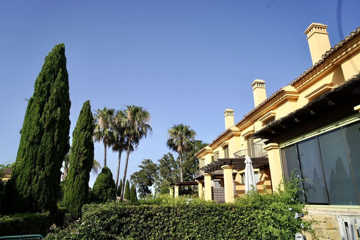 Casa de 4 habitaciones en Sotogrande en venta con piscina garaje - 790.000 € (Ref: 9097743)