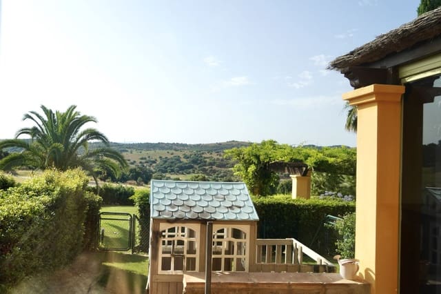 4 camera da letto Casa in vendita in Sotogrande, San Roque con piscina garage - 790.000 € (Rif: 9097743)