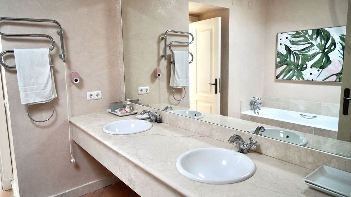 4 camera da letto Casa da affitare come casa vacanza in Sotogrande con piscina garage - 3.150 € (Rif: 9097744)