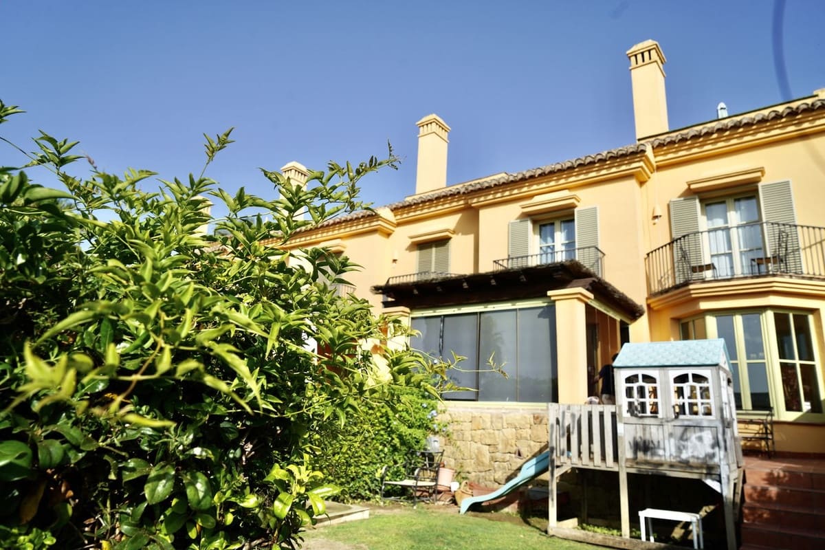 4 camera da letto Casa da affitare come casa vacanza in Sotogrande con piscina garage - 3.150 € (Rif: 9097744)