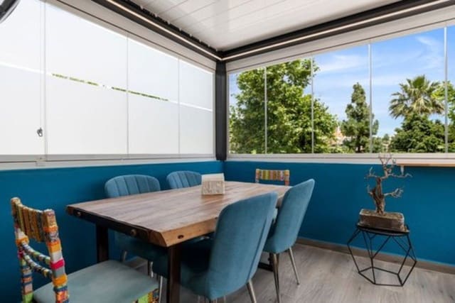 4 soverom Hus til salgs i Estepona med garasje - € 795 000 (Ref: 9100129)