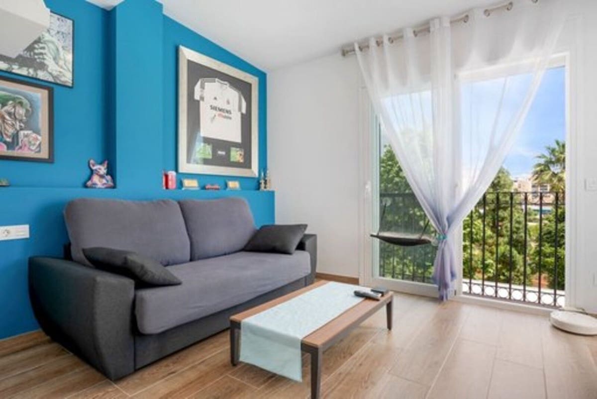 4 sovrum Hus till salu i Estepona med garage - 795 000 € (Ref: 9100129)