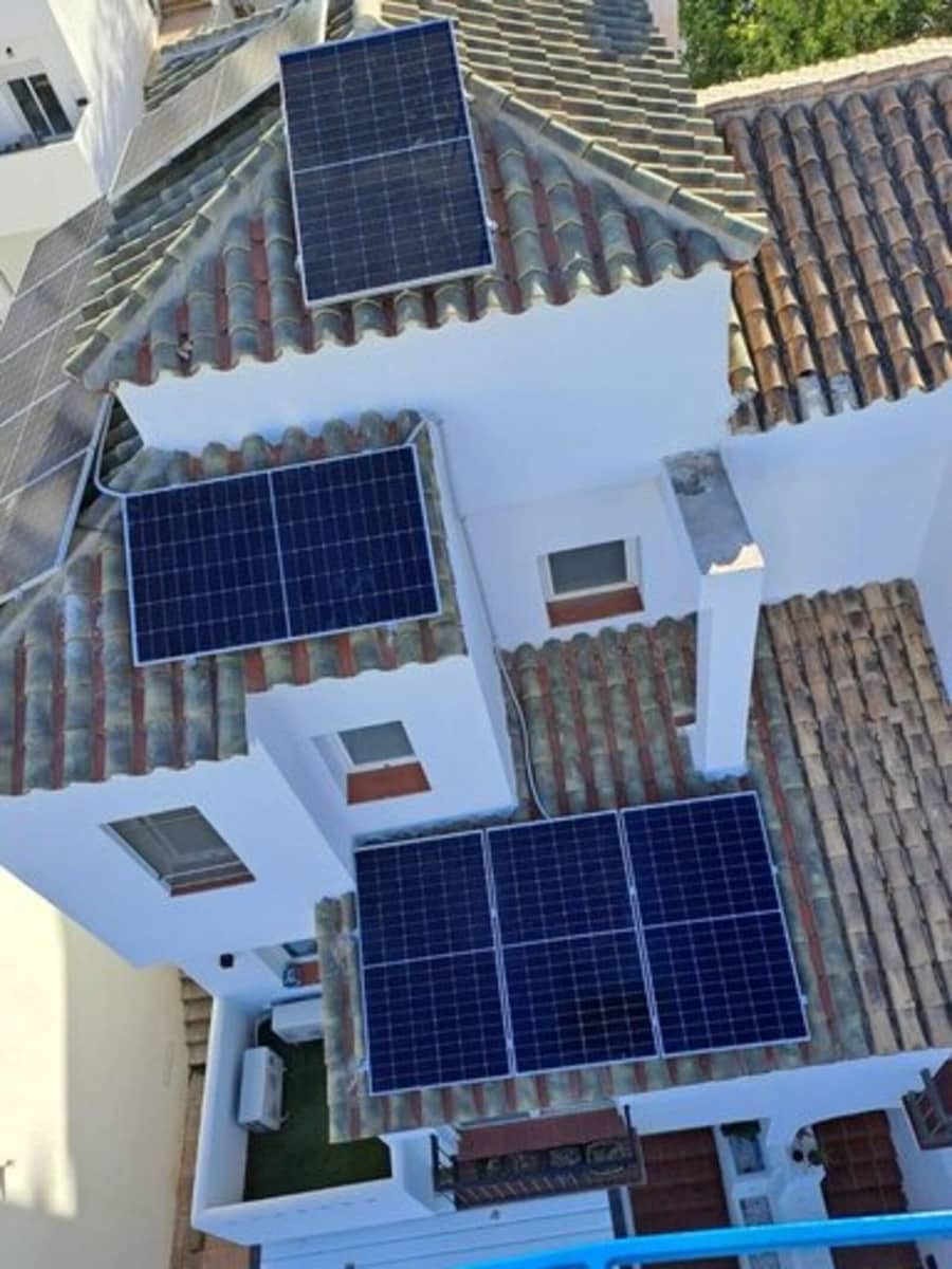 4 sovrum Hus till salu i Estepona med garage - 795 000 € (Ref: 9100129)