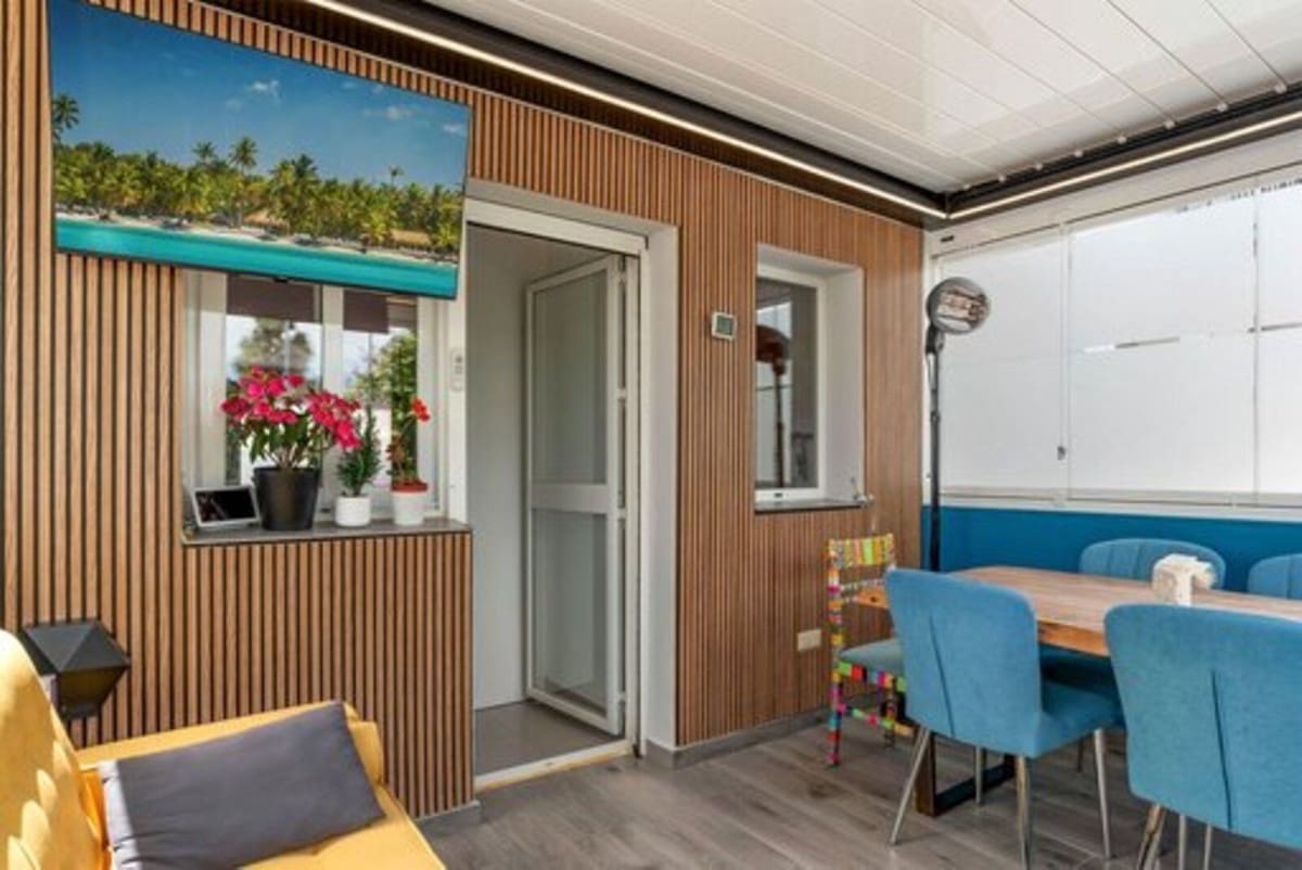 4 sovrum Hus till salu i Estepona med garage - 795 000 € (Ref: 9100129)