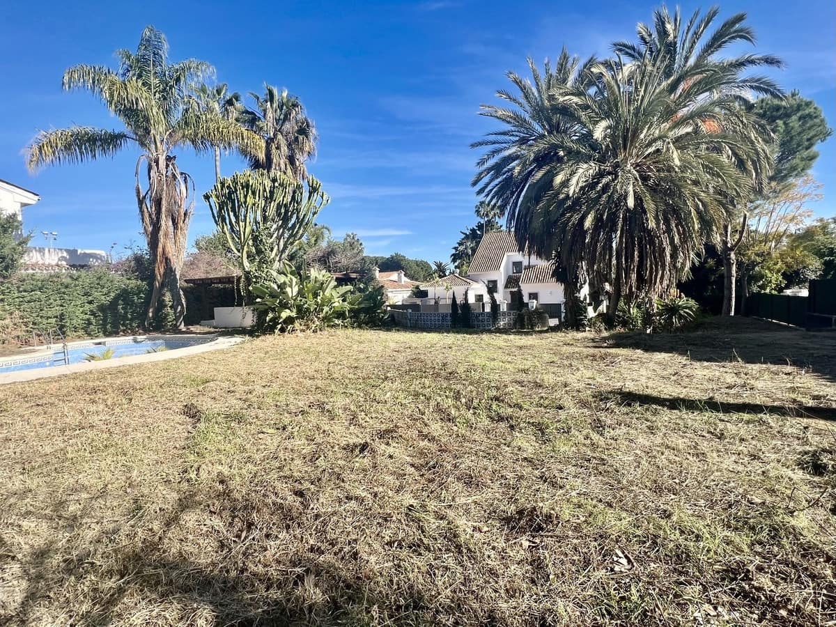 5 sypialnia Willa na sprzedaż w Guadalmina z basenem garażem - 4 750 000 € (Ref: 9164728)