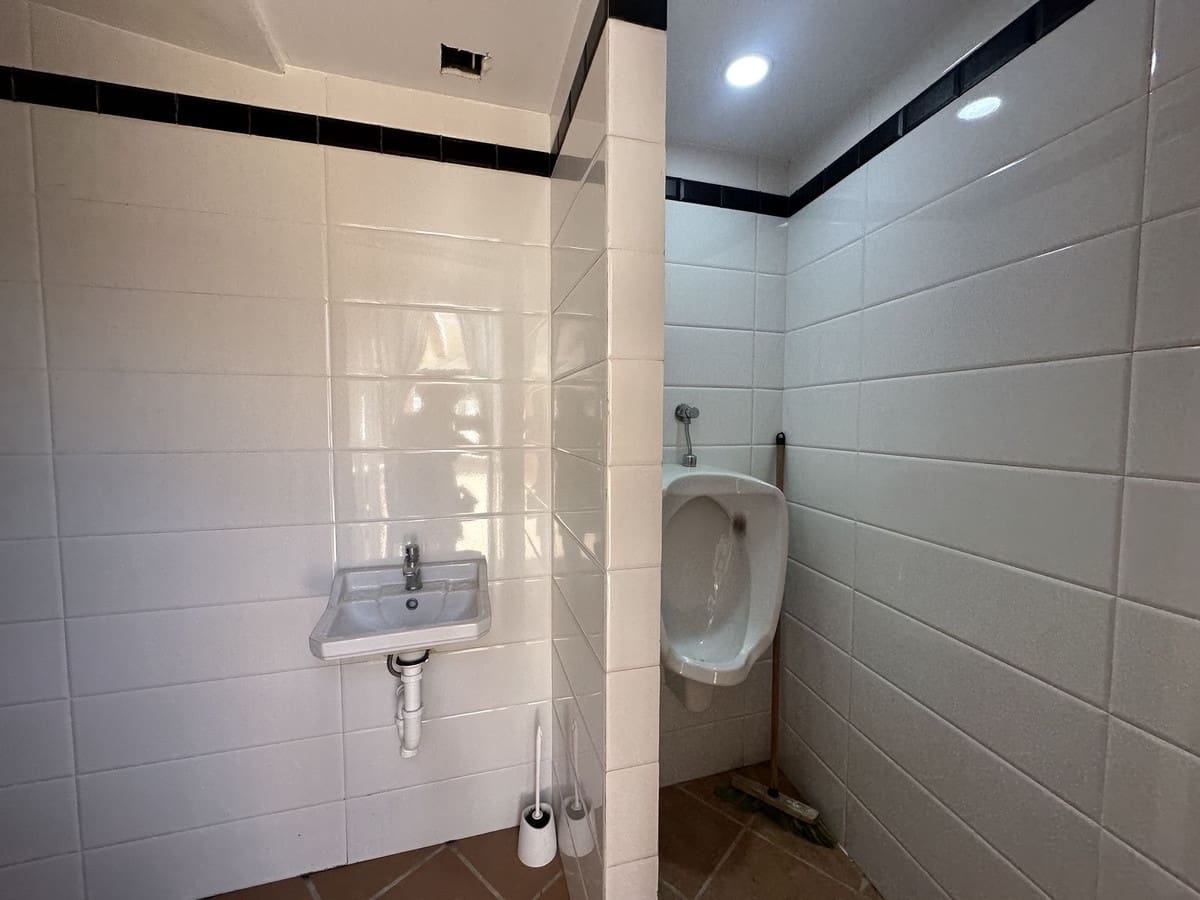 16 bedroom Villa for sale in El Chaparral with pool garage - € 3,500,000 (Ref: 9168195)