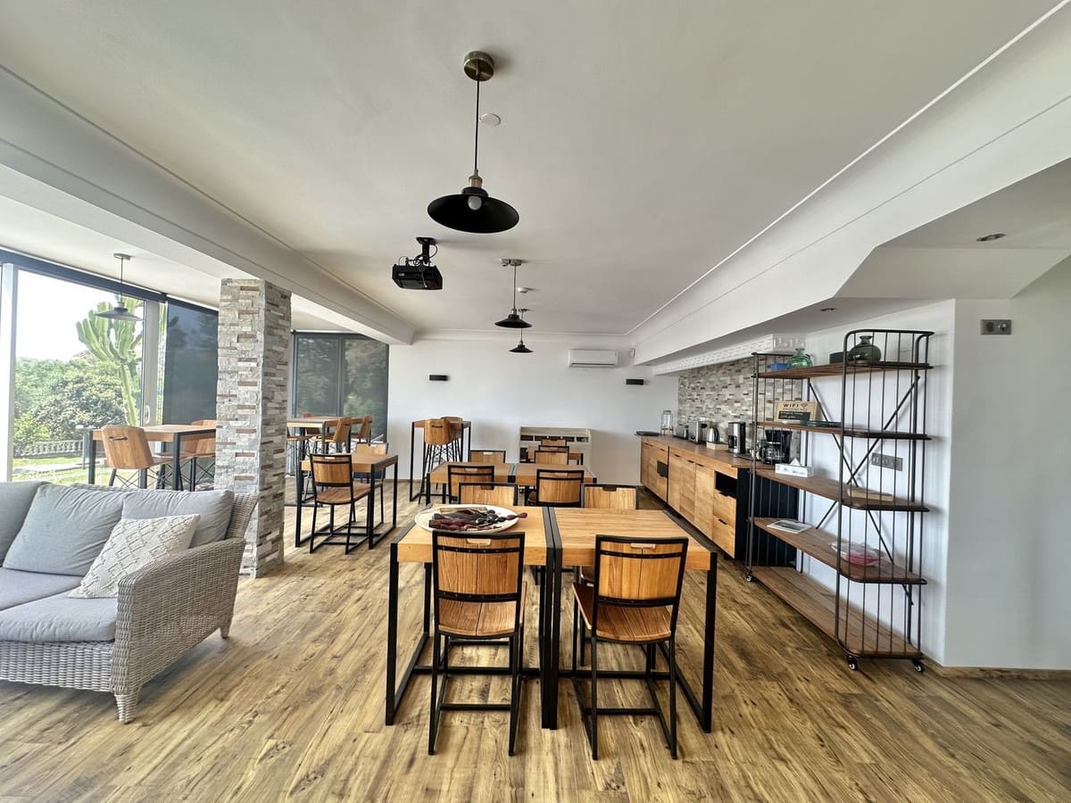 16 bedroom Villa for sale in El Chaparral with pool garage - € 3,500,000 (Ref: 9168195)