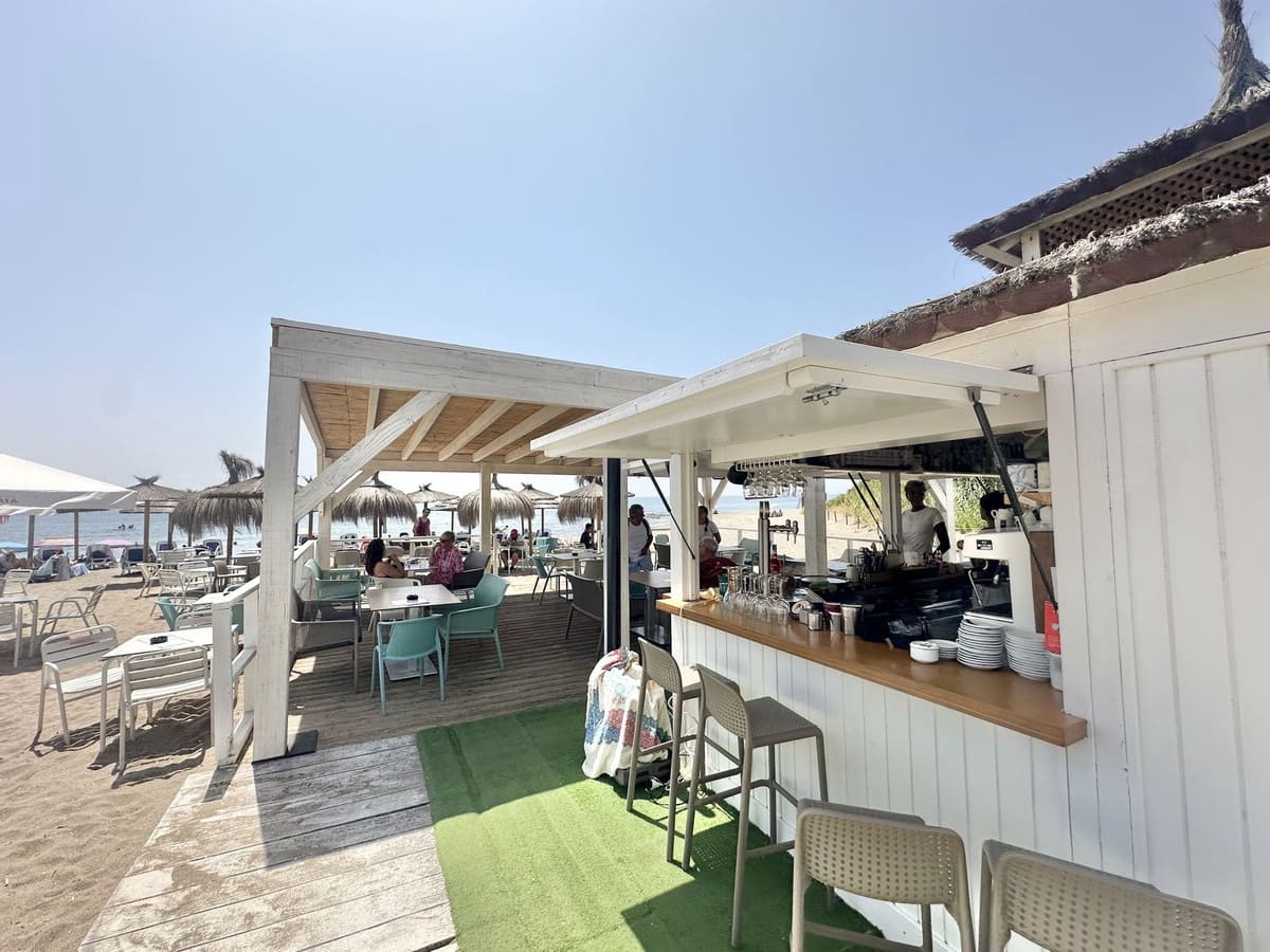 16 bedroom Villa for sale in El Chaparral with pool garage - € 3,500,000 (Ref: 9168195)