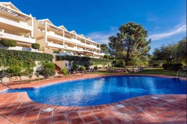 2 slaapkamer Appartement te koop in Selwo, Estepona met zwembad garage - € 400.000 (Ref: 9180833)