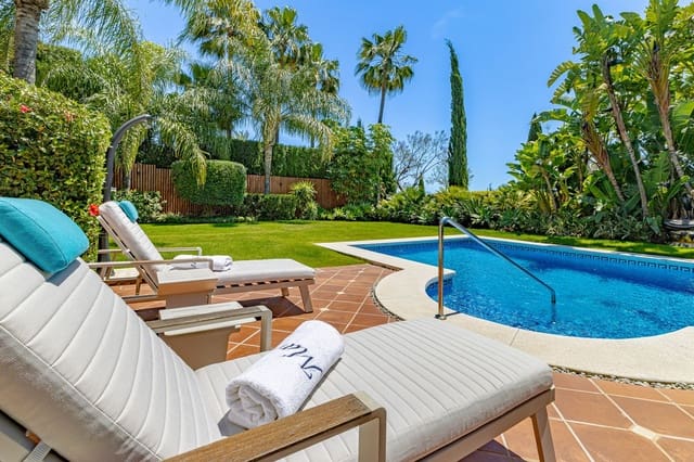 6 bedroom Villa for sale in Benahavís with pool garage - € 3,250,000 (Ref: 9186089)