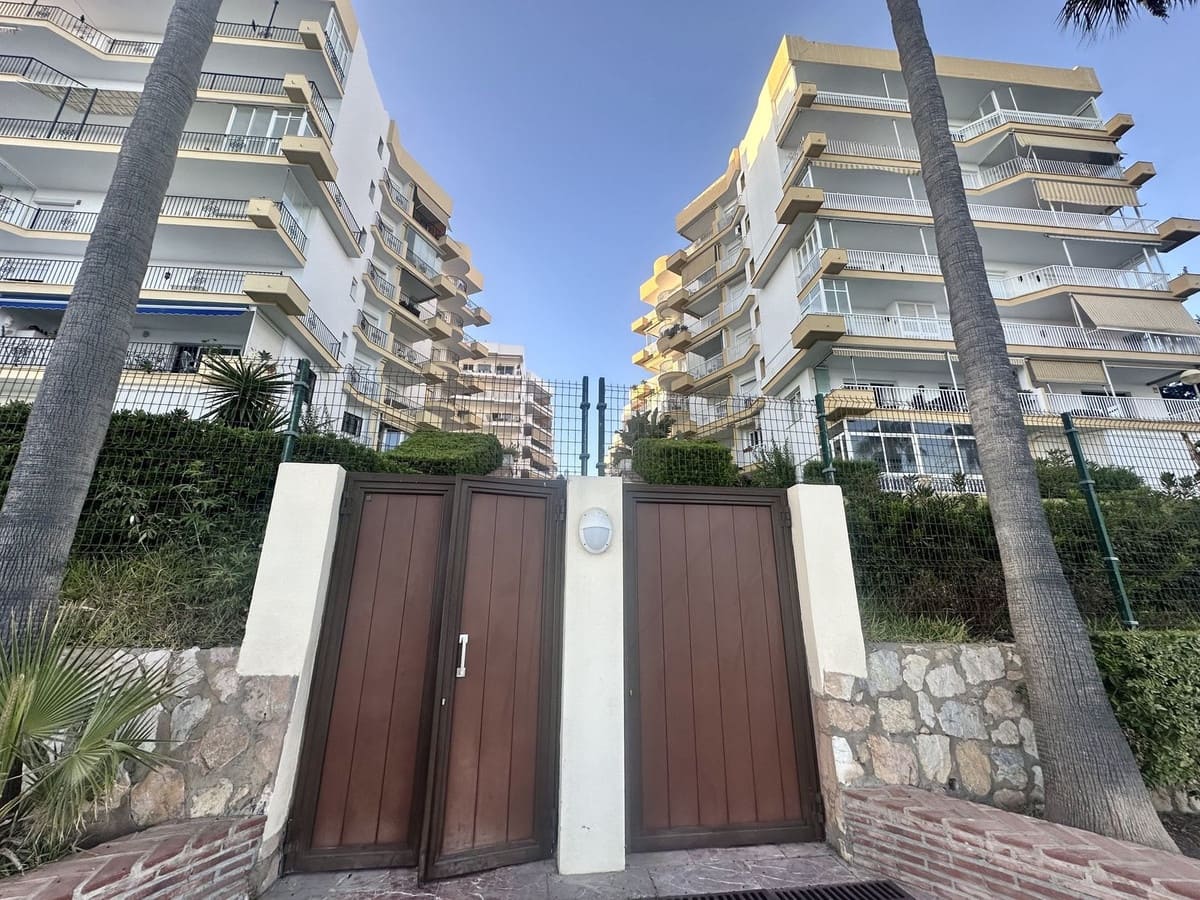 Apartamento Playa de 1 habitación en Marbella en venta con piscina - 375.000 € (Ref: 9198175)