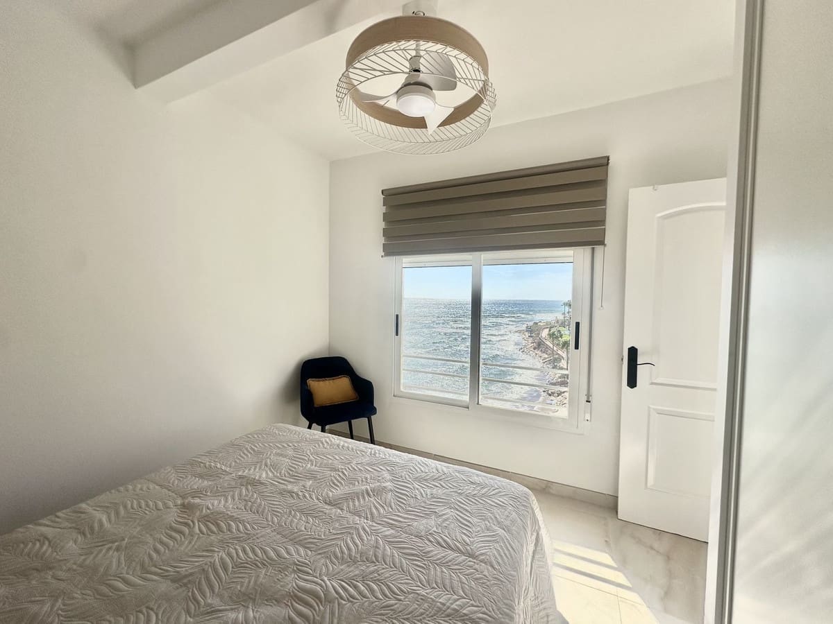 2 sovrum Strandlägenhet till salu i Calahonda med pool garage - 335 000 € (Ref: 9219767)