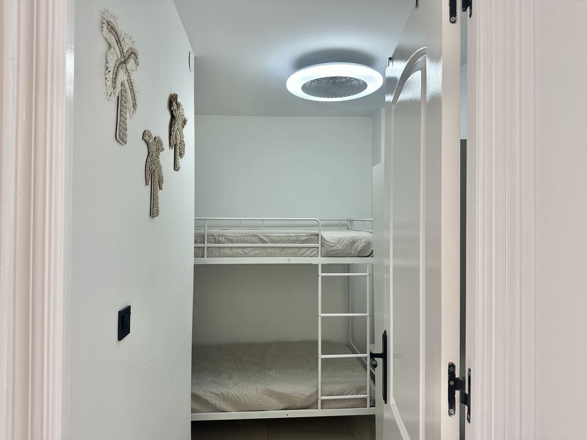 2 sovrum Strandlägenhet till salu i Calahonda med pool garage - 335 000 € (Ref: 9219767)