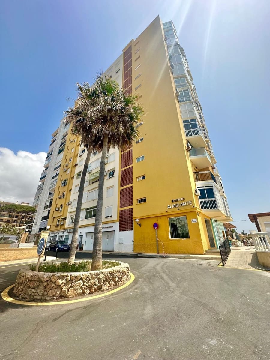 2 sovrum Strandlägenhet till salu i Calahonda med pool garage - 335 000 € (Ref: 9219767)