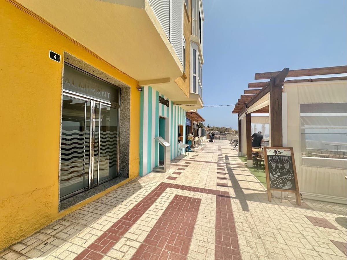 2 sovrum Strandlägenhet till salu i Calahonda med pool garage - 335 000 € (Ref: 9219767)