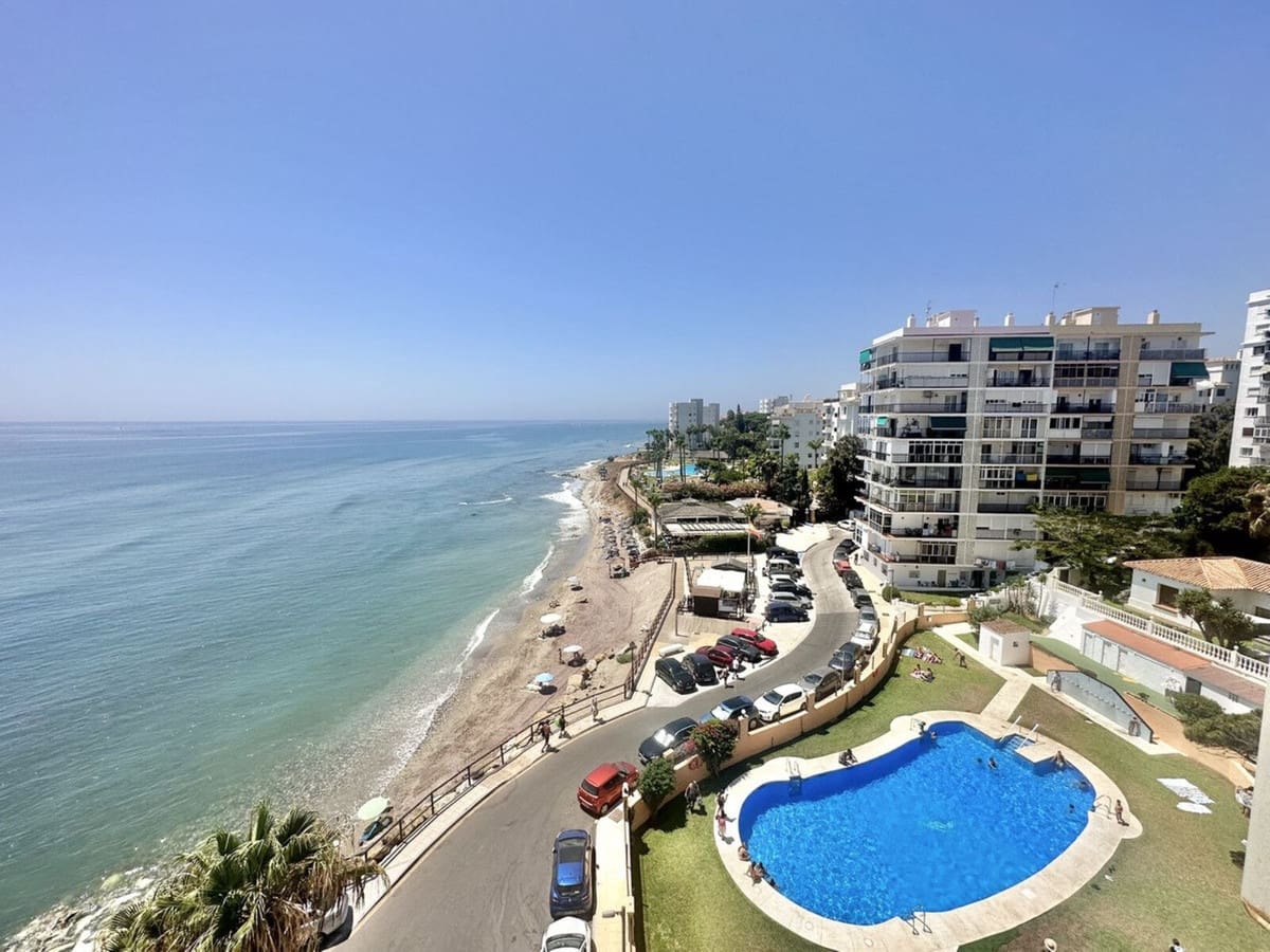 1 bedroom Beach Apartment for sale in Calahonda with pool - € 298,000 (Ref: 9241992)