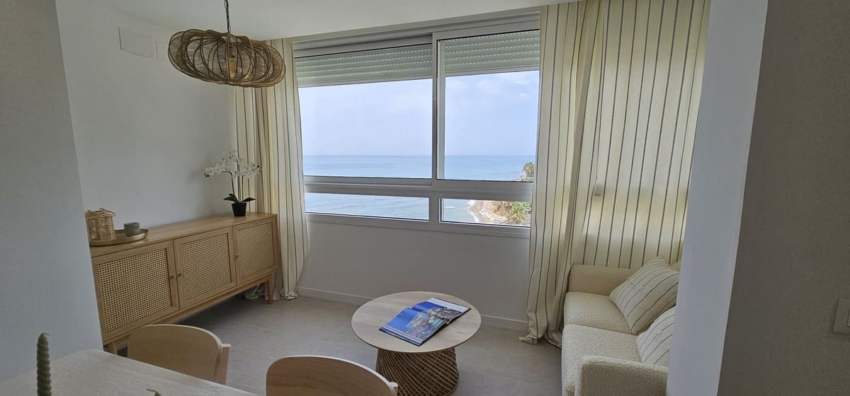 1 bedroom Beach Apartment for sale in Calahonda with pool - € 288,000 (Ref: 9241992)