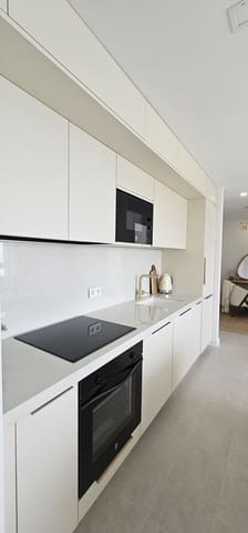 1 makuuhuone Ranta-asunto myytävänä paikassa Calahonda, Mijas mukana uima-altaan - 288 000 € (Ref: 9241992)