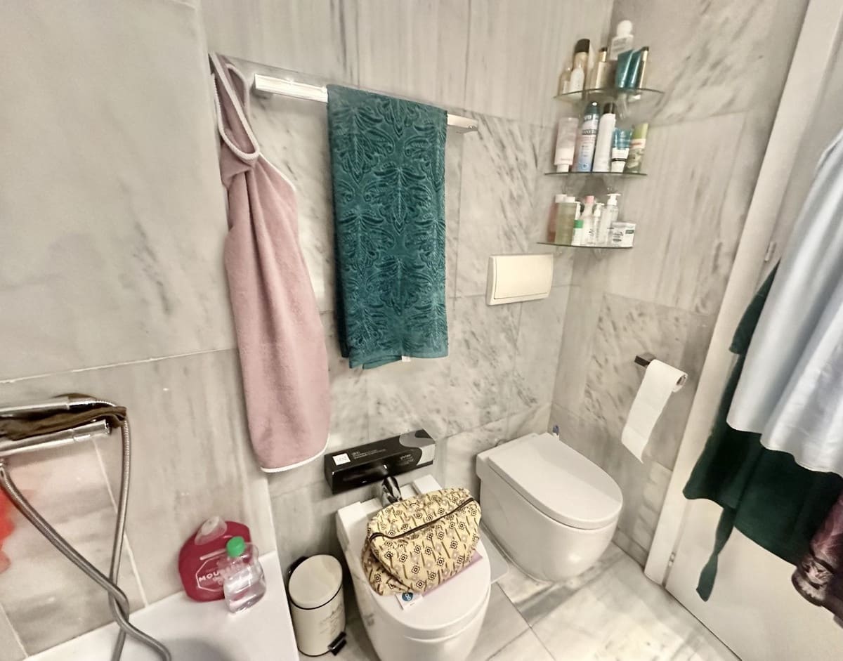 2 Zimmer Strandapartment zu verkaufen in Marbella mit Pool Garage - 850.000 € (Ref: 9278328)