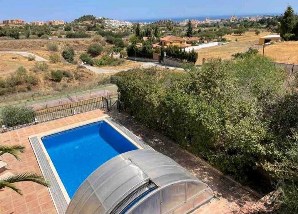 4 camera da letto Villa in vendita in Mijas Costa con piscina garage - 880.000 € (Rif: 9279583)