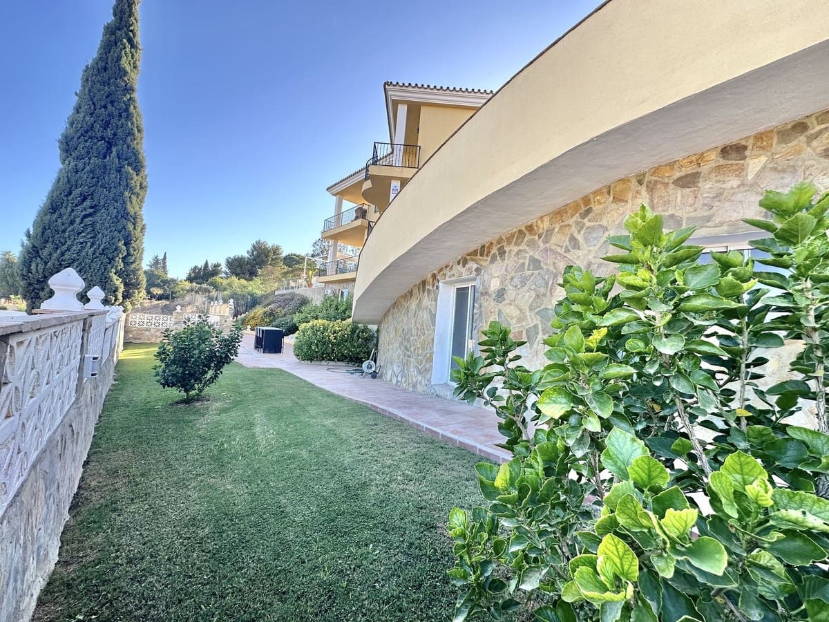 4 camera da letto Villa in vendita in Mijas Costa con piscina garage - 880.000 € (Rif: 9279583)