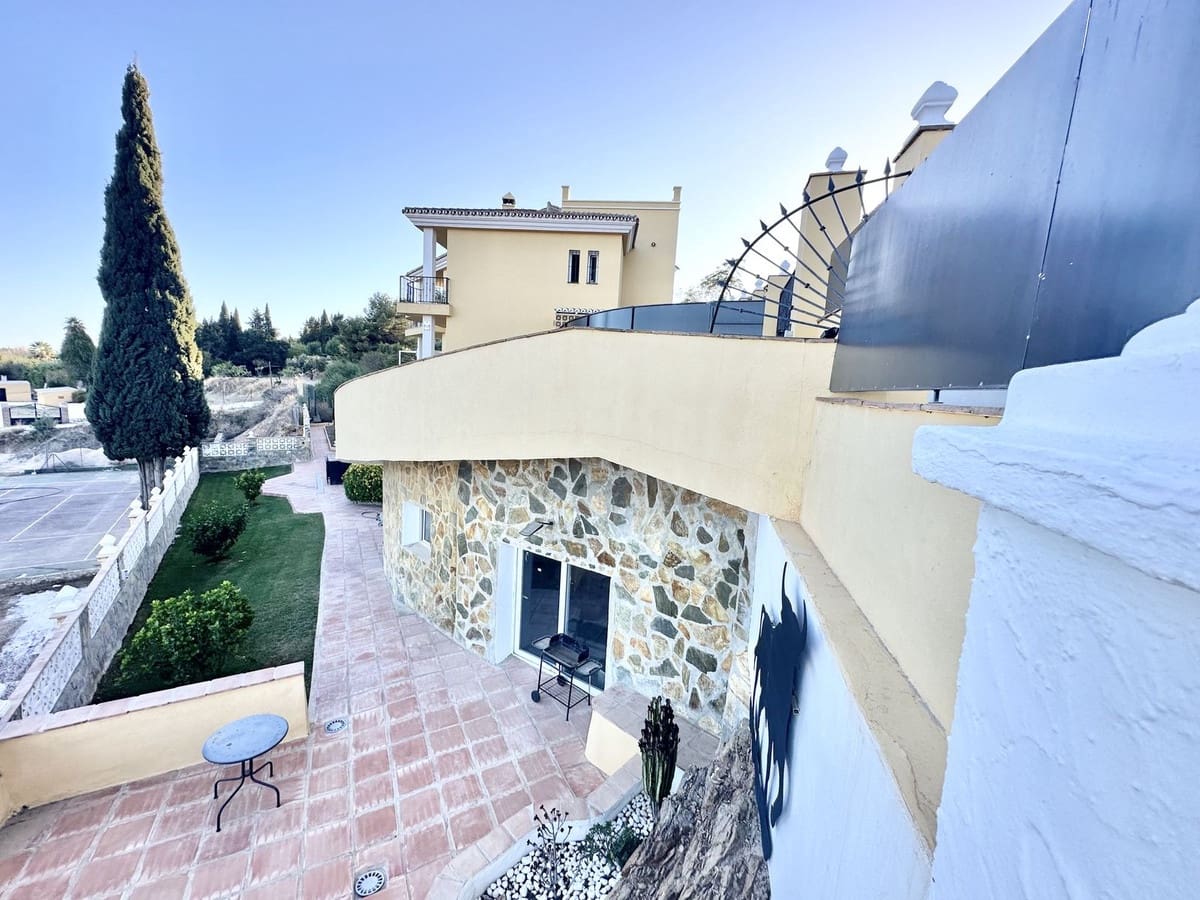4 camera da letto Villa in vendita in Mijas Costa con piscina garage - 880.000 € (Rif: 9279583)