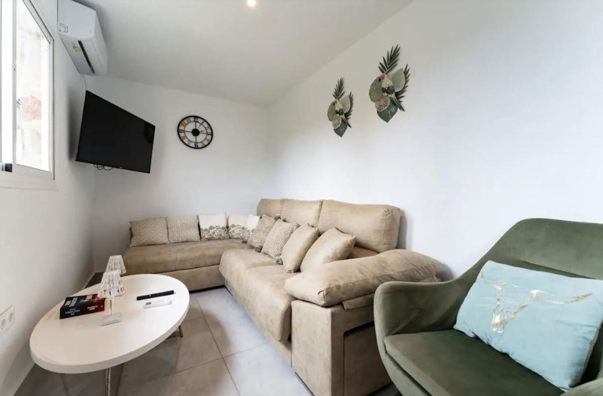 4 slaapkamer Villa te koop in Mijas Costa met zwembad garage - € 880.000 (Ref: 9279583)