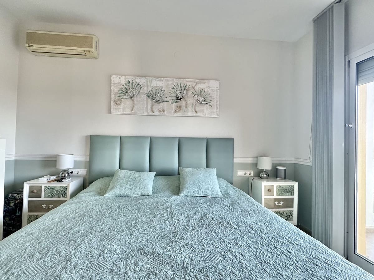 4 slaapkamer Villa te koop in Mijas Costa met zwembad garage - € 880.000 (Ref: 9279583)