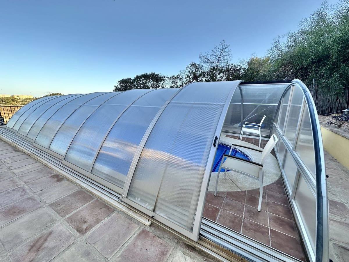 4 slaapkamer Villa te koop in Mijas Costa met zwembad garage - € 880.000 (Ref: 9279583)