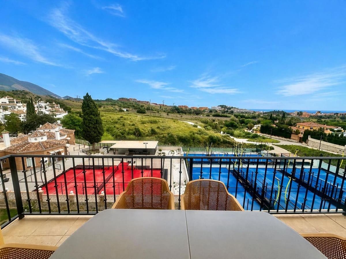 4 slaapkamer Villa te koop in Mijas Costa met zwembad garage - € 880.000 (Ref: 9279583)