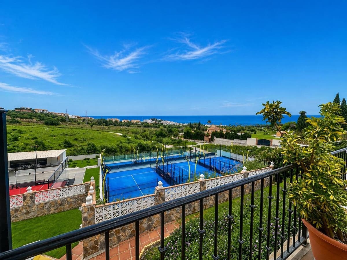 4 slaapkamer Villa te koop in Mijas Costa met zwembad garage - € 880.000 (Ref: 9279583)