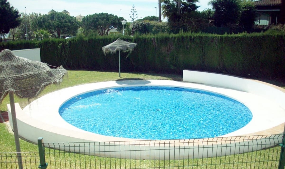 2 soveværelse Lejlighed til salg i La Cala de Mijas med swimmingpool garage - € 365.000 (Ref: 9287480)