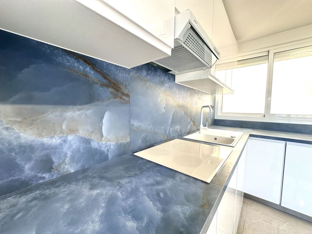 2 sypialnia Apartament na sprzedaż w La Cala de Mijas z basenem garażem - 365 000 € (Ref: 9287480)