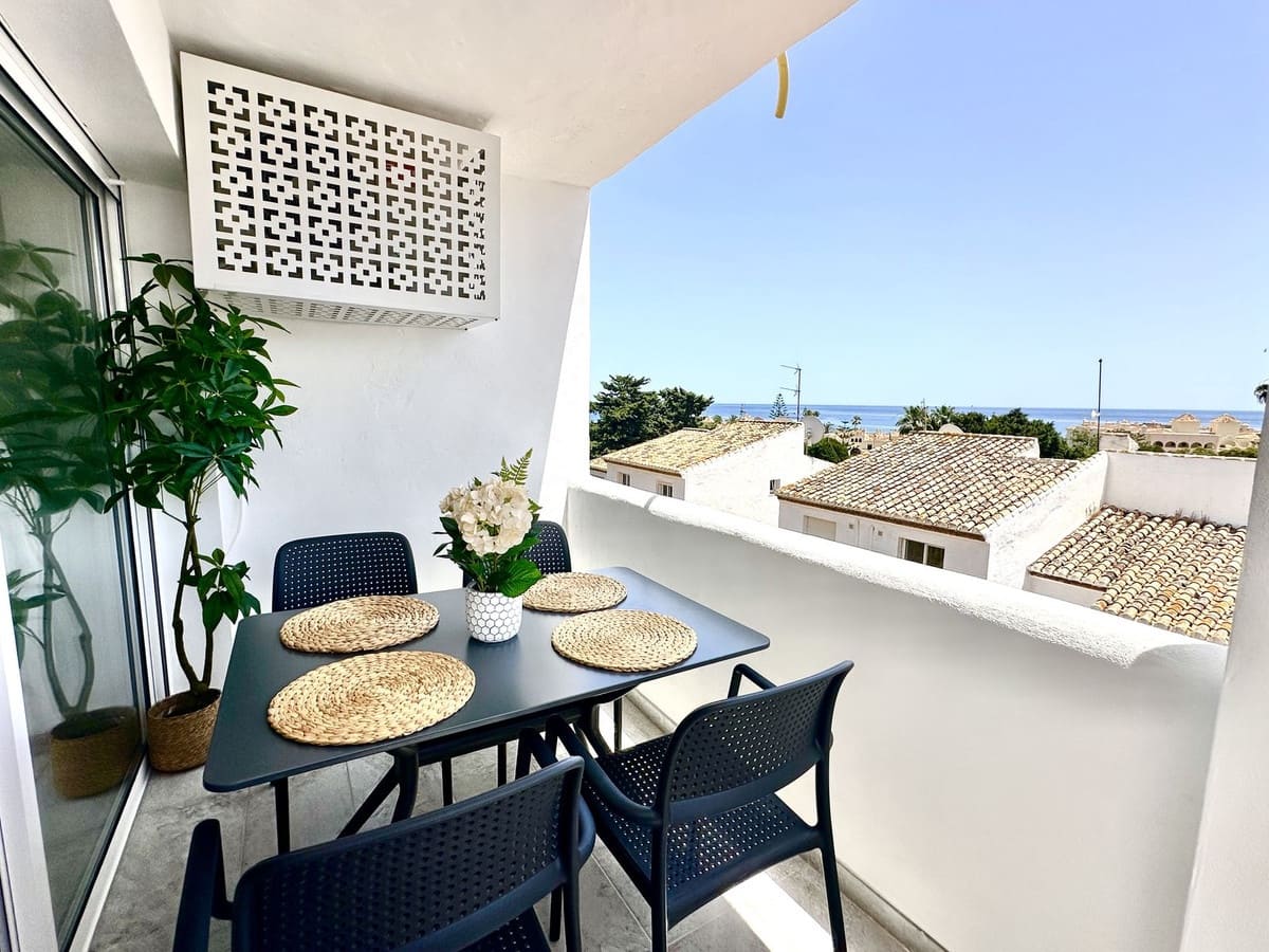 Apartamento de 2 habitaciones en La Cala de Mijas en venta con piscina garaje - 365.000 € (Ref: 9287480)