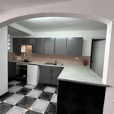 4 slaapkamer Strandappartement te koop in Calahonda, Mijas met zwembad garage - € 380.000 (Ref: 9309113)