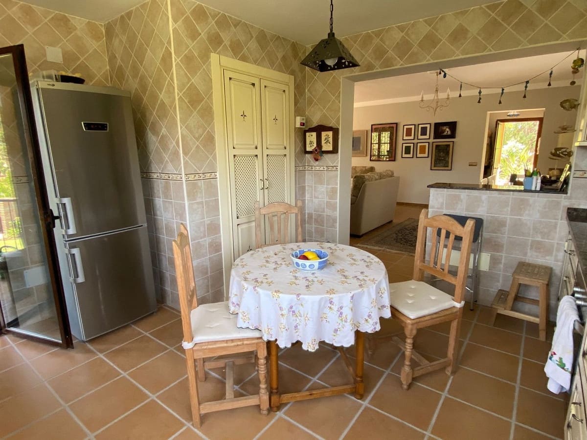 2 camera da letto Finca/Casa di Campagna in vendita in Estepona con piscina garage - 550.000 € (Rif: 9313988)