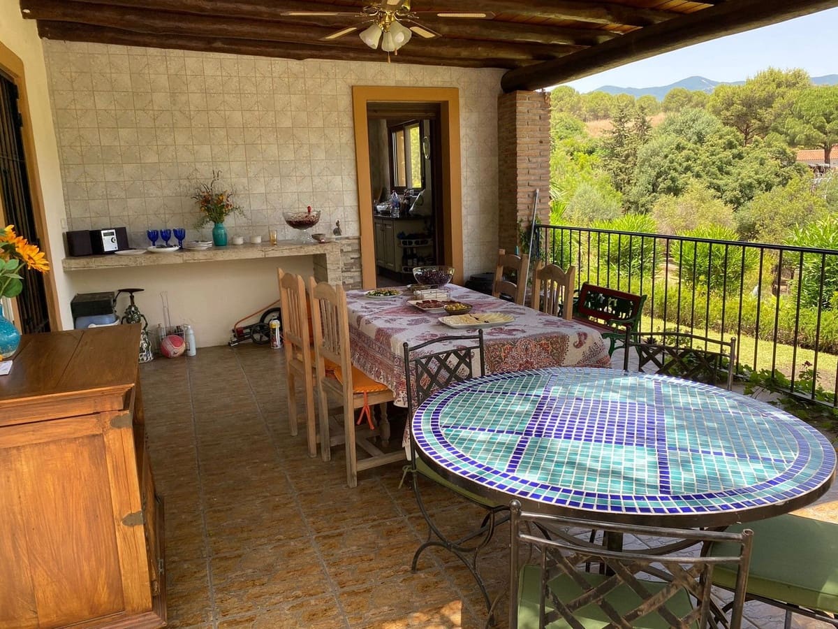 2 camera da letto Finca/Casa di Campagna in vendita in Estepona con piscina garage - 550.000 € (Rif: 9313988)