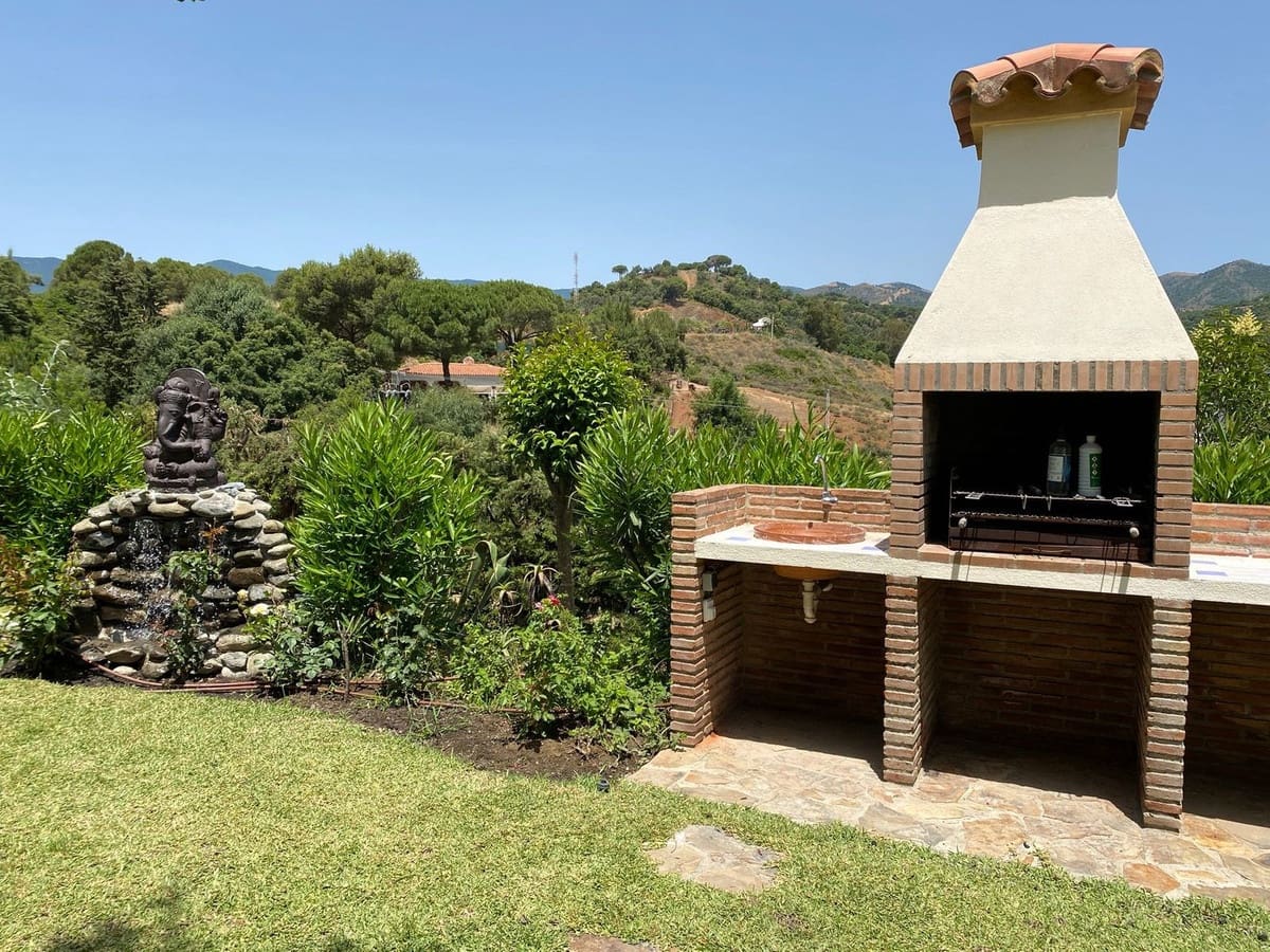 2 camera da letto Finca/Casa di Campagna in vendita in Estepona con piscina garage - 550.000 € (Rif: 9313988)