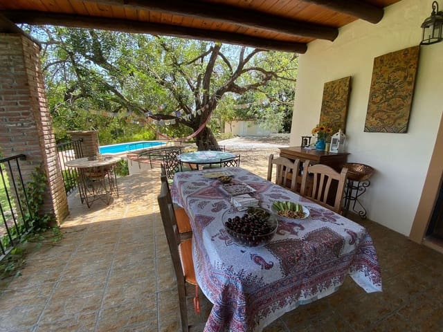 2 camera da letto Finca/Casa di Campagna in vendita in Estepona con piscina garage - 550.000 € (Rif: 9313988)