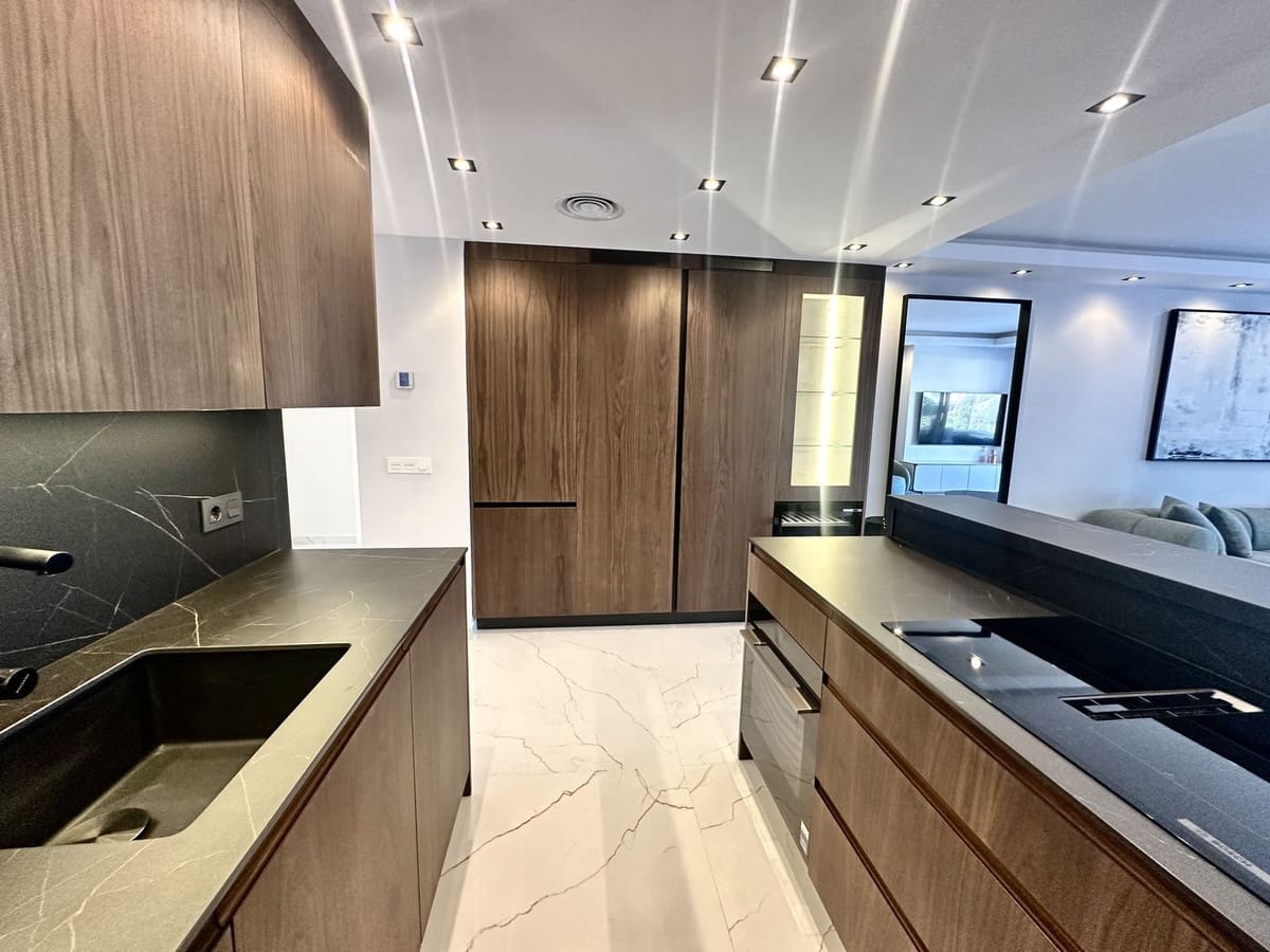 3 Zimmer Apartment zu verkaufen in Marbella mit Pool Garage - 1.299.000 € (Ref: 9337097)