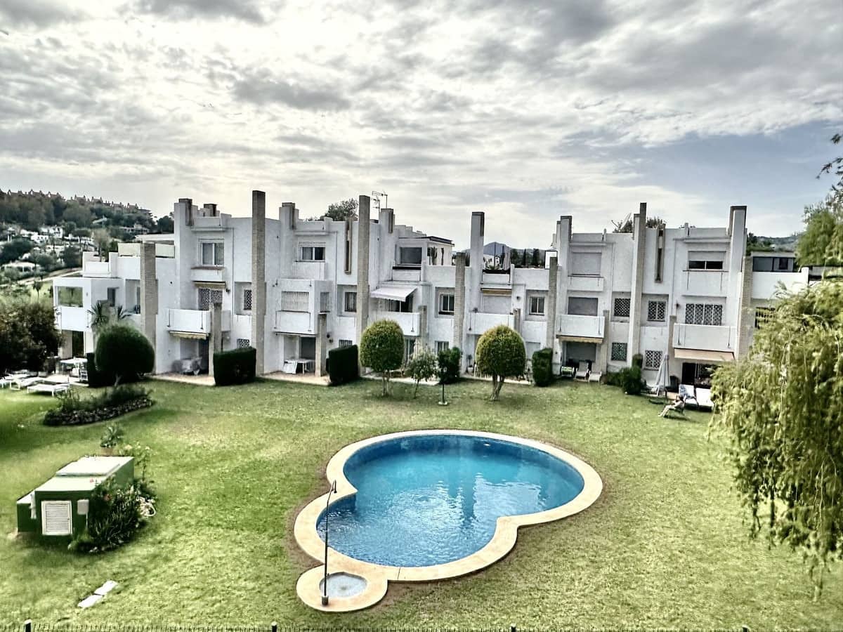 3 Zimmer Apartment zu verkaufen in Marbella mit Pool Garage - 1.299.000 € (Ref: 9337097)