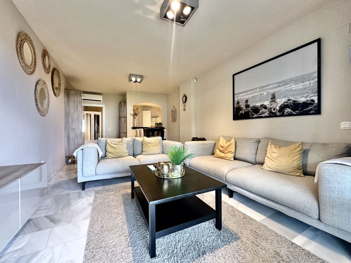 Apartamento Playa de 2 habitaciones en Calahonda en venta con piscina garaje - 848.500 € (Ref: 9346582)