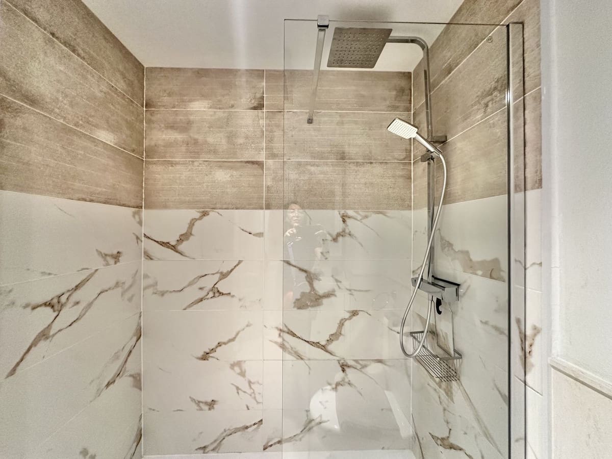 Apartamento Playa de 2 habitaciones en Calahonda en venta con piscina garaje - 848.500 € (Ref: 9346582)