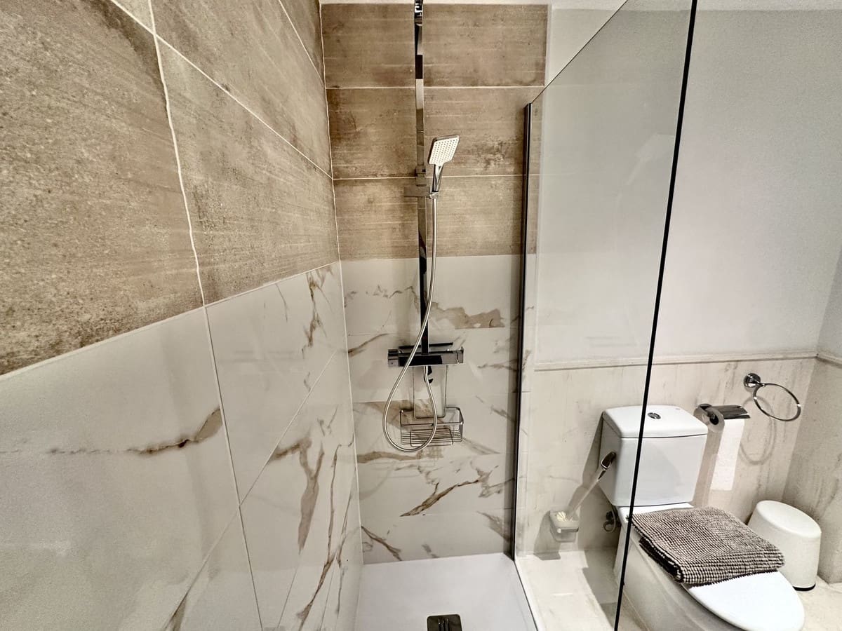 Apartamento Playa de 2 habitaciones en Calahonda en venta con piscina garaje - 848.500 € (Ref: 9346582)