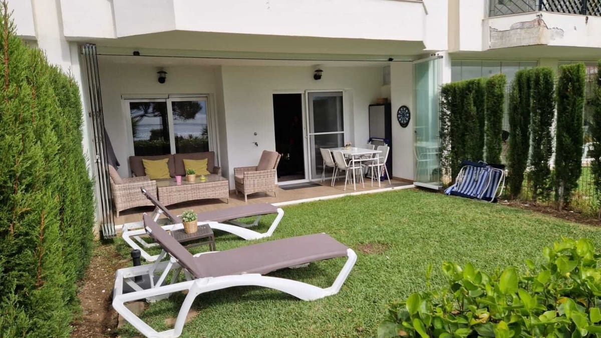 Apartamento Playa de 2 habitaciones en Calahonda en venta con piscina garaje - 848.500 € (Ref: 9346582)