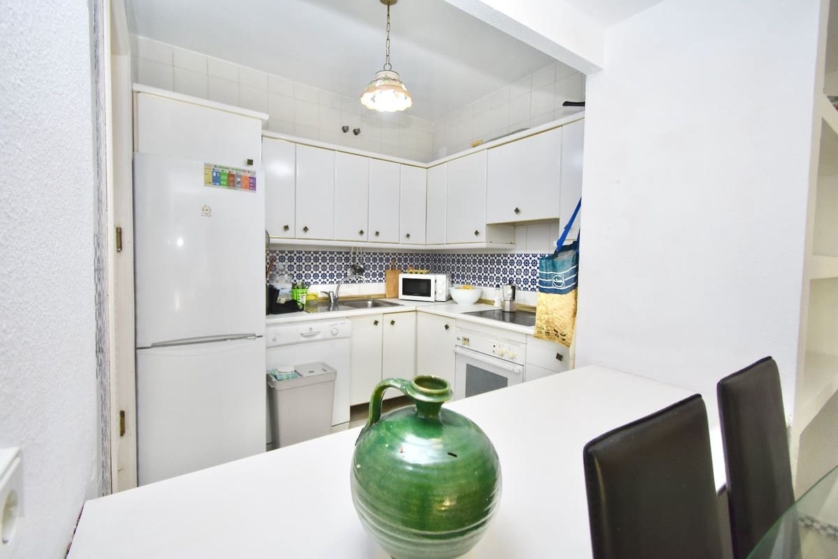 3 camera da letto Appartamento sulla Spiaggia in vendita in Fuengirola con piscina garage - 625.000 € (Rif: 9346583)