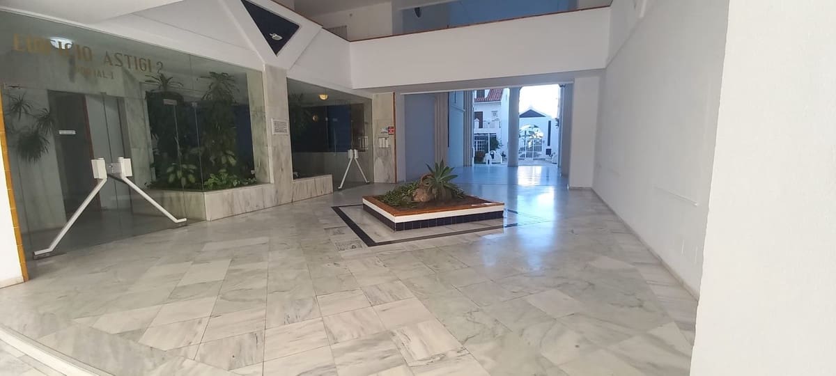 3 camera da letto Appartamento sulla Spiaggia in vendita in Fuengirola con piscina garage - 625.000 € (Rif: 9346583)