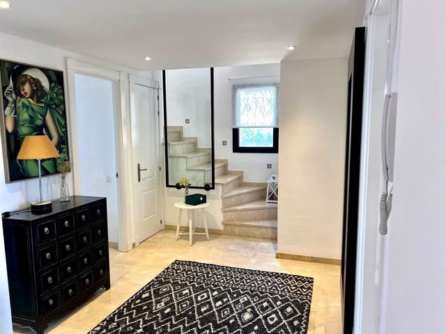3 soverom Penthouse til salgs i Calahonda, Mijas med svømmebasseng garasje - € 459 000 (Ref: 9374741)